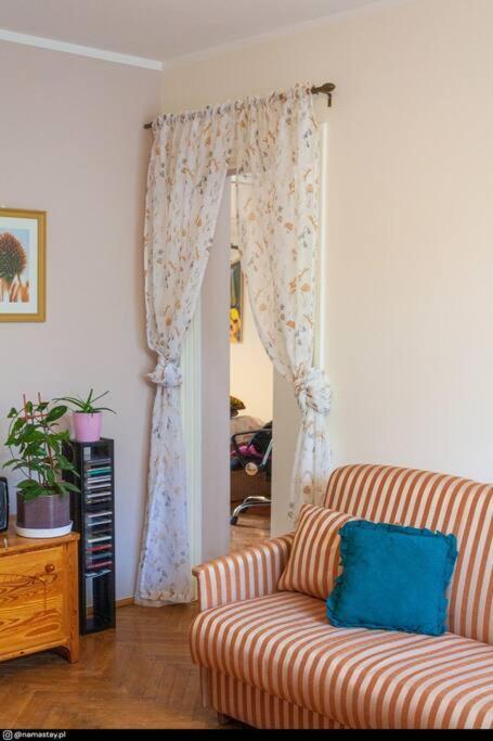Spacious Retro Flat Close To National Stadium Varsóvia Exterior foto