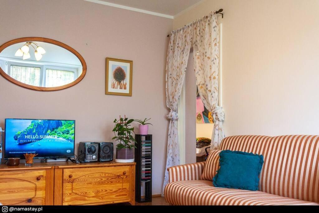 Spacious Retro Flat Close To National Stadium Varsóvia Exterior foto